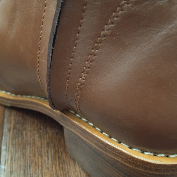 Mid-calf lace up boots - Picture 3 of 6